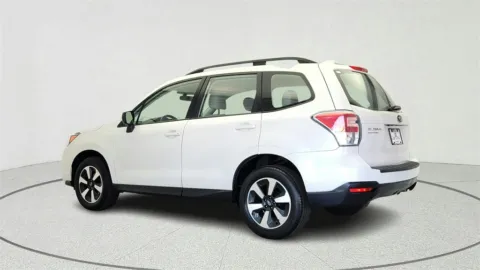 More photos of 2018 Subaru Forester 2.5i at CarWise Gurnee, IL
