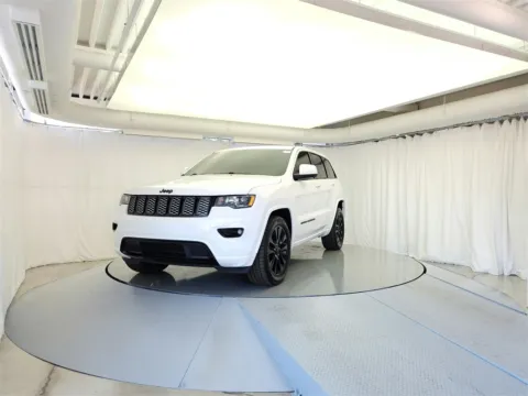 Another view of 2017 Jeep Grand Cherokee Altitude for sale in Gurnee, IL at CarWise Gurnee