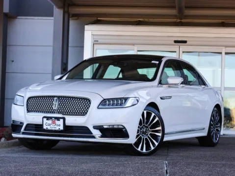 Another view of 2017 Lincoln Continental Reserve for sale in Gurnee, IL at CarWise Gurnee