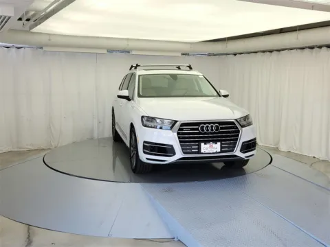 Photos of 2019 Audi Q7 55 Prestige for sale in Gurnee, IL at CarWise Gurnee