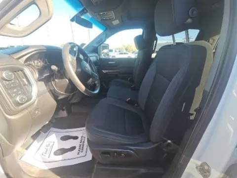 Another view of 2021 Chevrolet Silverado 2500HD LT for sale in Gurnee, IL at CarWise Gurnee