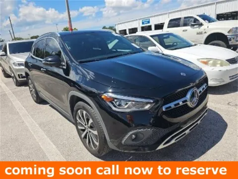 Black 2023 Mercedes-Benz GLA 250 for sale in Gurnee, IL