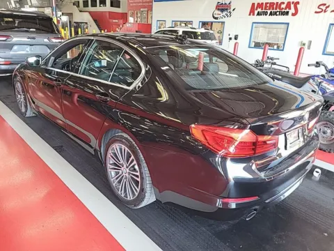 Photos of 2019 BMW 5 Series 530i xDrive for sale in Gurnee, IL at CarWise Gurnee