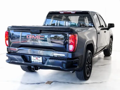 More photos of 2020 GMC Sierra 1500 Elevation at CarWise Gurnee, IL