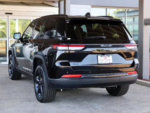 More photos of 2023 Jeep Grand Cherokee Altitude X at CarWise Gurnee, IL