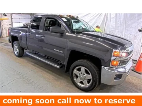 Gray 2015 Chevrolet Silverado 2500HD LT for sale in Gurnee, IL