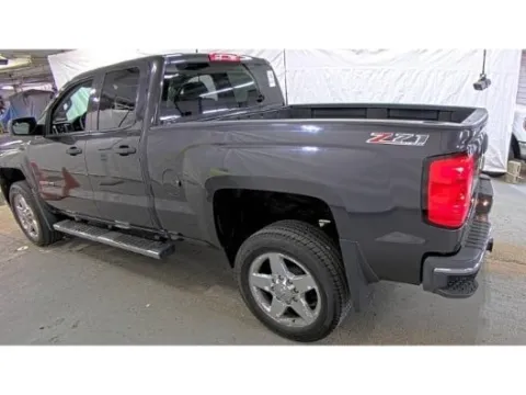 Photos of 2015 Chevrolet Silverado 2500HD LT for sale in Gurnee, IL at CarWise Gurnee