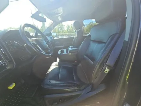 Another view of 2015 Chevrolet Silverado 2500HD LT for sale in Gurnee, IL at CarWise Gurnee