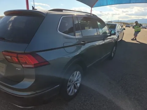 Photos of 2018 Volkswagen Tiguan 2.0T SE for sale in Gurnee, IL at CarWise Gurnee