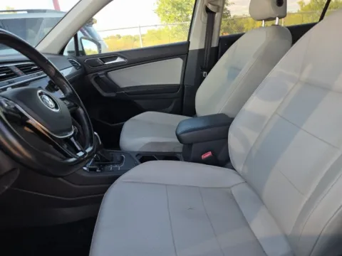 Another view of 2018 Volkswagen Tiguan 2.0T SE for sale in Gurnee, IL at CarWise Gurnee