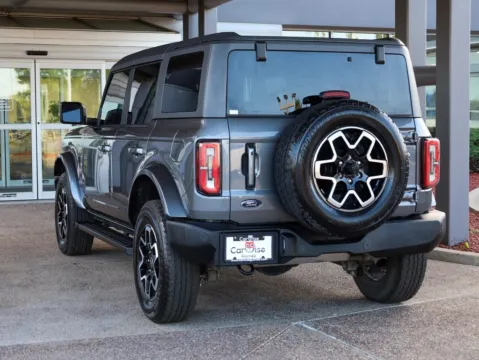 More photos of 2022 Ford Bronco Outer Banks at CarWise Gurnee, IL