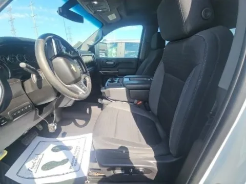 Another view of 2022 Chevrolet Silverado 2500HD LT for sale in Gurnee, IL at CarWise Gurnee