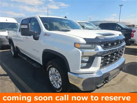 White 2021 Chevrolet Silverado 2500HD LT for sale in Gurnee, IL