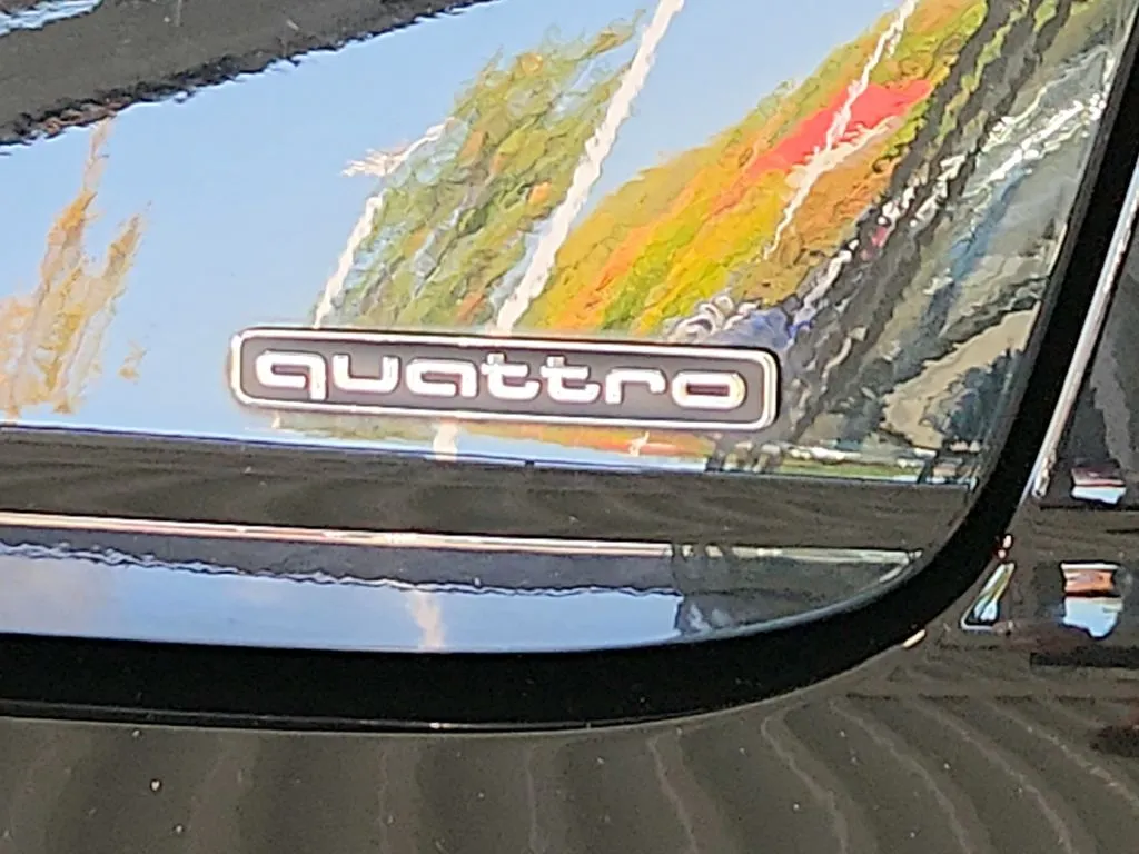 2023 Audi Q8 Premium - Photo 35