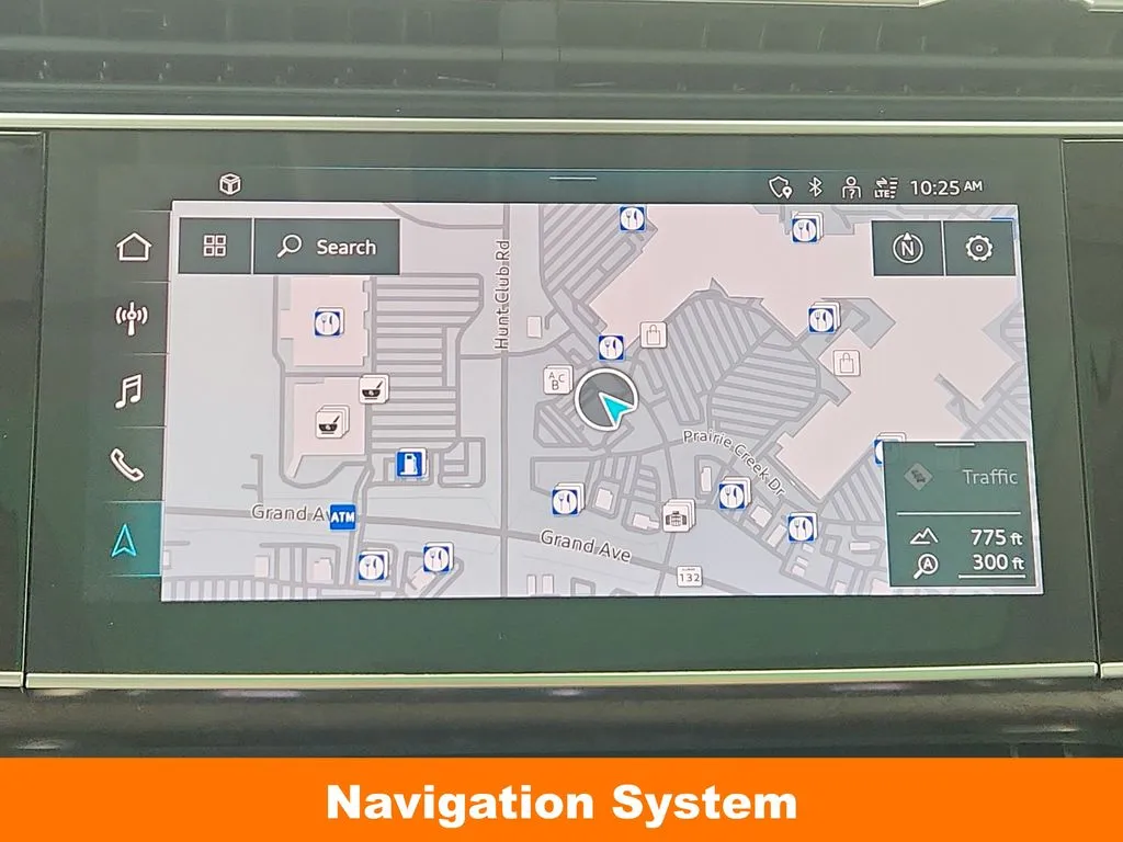 2023 Audi Q8 Premium - Photo 17