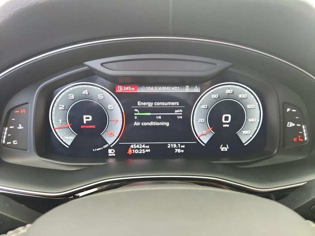 2023 Audi Q8 Premium - Photo 14