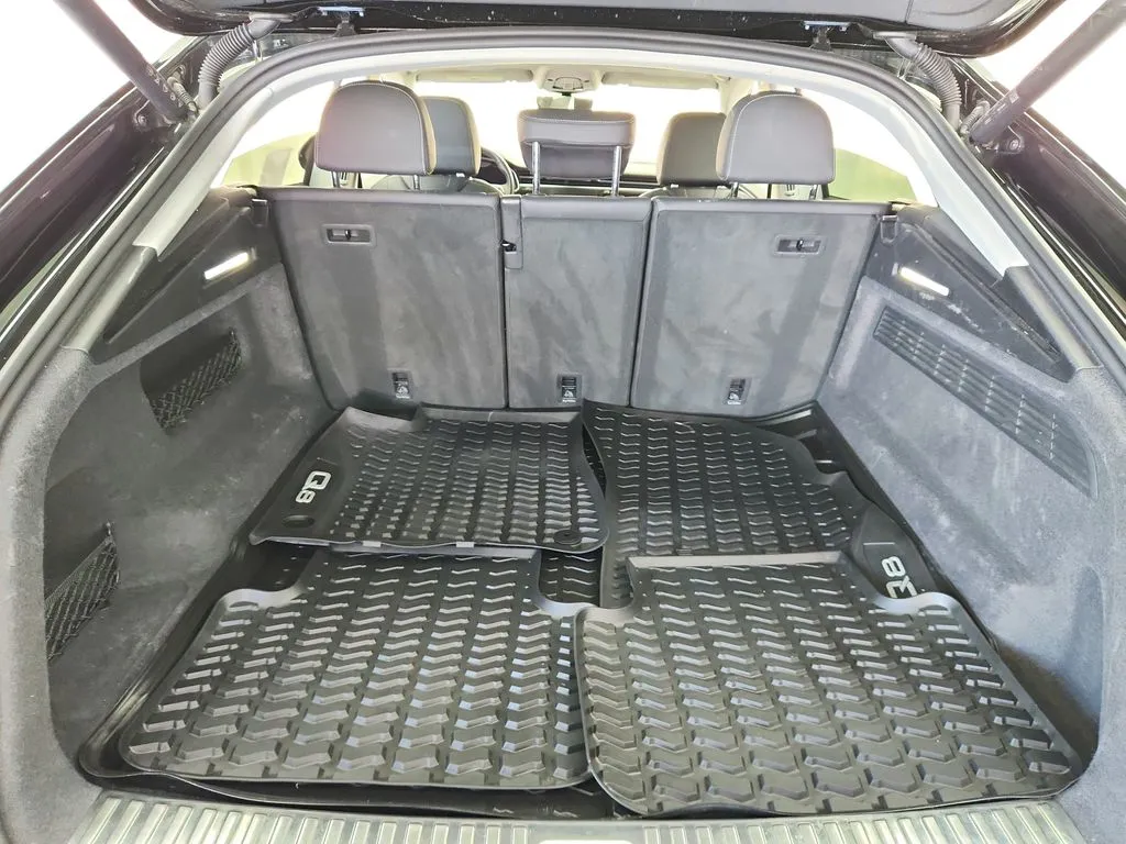 2023 Audi Q8 Premium - Photo 33