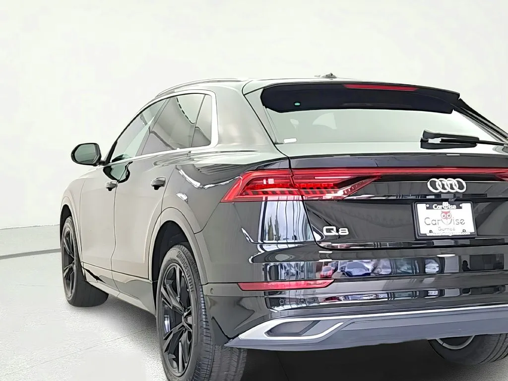 2023 Audi Q8 Premium - Photo 7