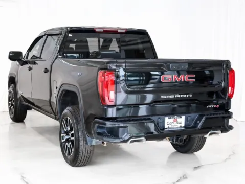 More photos of 2022 GMC Sierra 1500 AT4 at CarWise Gurnee, IL