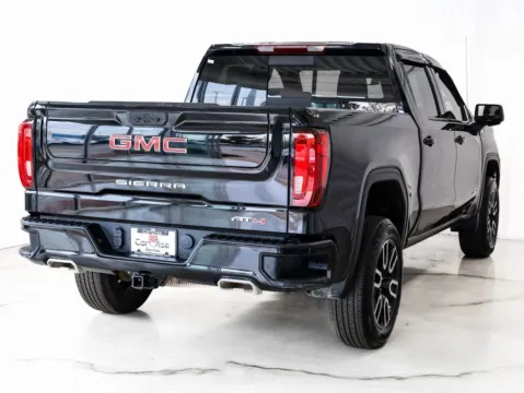 More photos of 2022 GMC Sierra 1500 AT4 at CarWise Gurnee, IL