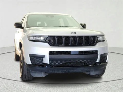 Photos of 2024 Jeep Grand Cherokee L Altitude for sale in Gurnee, IL at CarWise Gurnee
