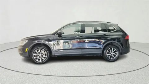 More photos of 2019 Volkswagen Tiguan 2.0T SE at CarWise Gurnee, IL