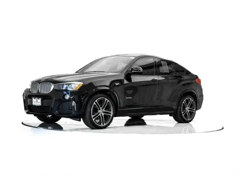 Another view of 2016 BMW X4 xDrive28i for sale in Gurnee, IL at CarWise Gurnee
