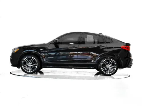 More photos of 2016 BMW X4 xDrive28i at CarWise Gurnee, IL