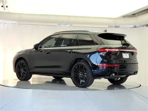 More photos of 2023 Lincoln Corsair Reserve at CarWise Gurnee, IL