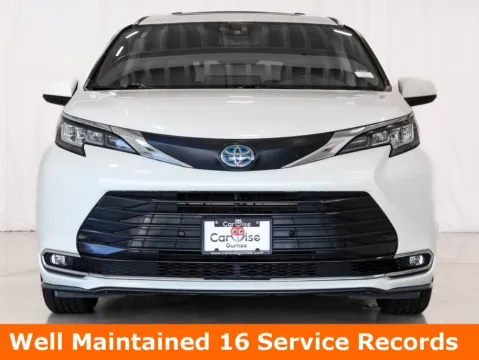 Photos of 2021 Toyota Sienna XLE for sale in Gurnee, IL at CarWise Gurnee