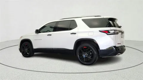 More photos of 2021 Chevrolet Traverse Premier at CarWise Gurnee, IL