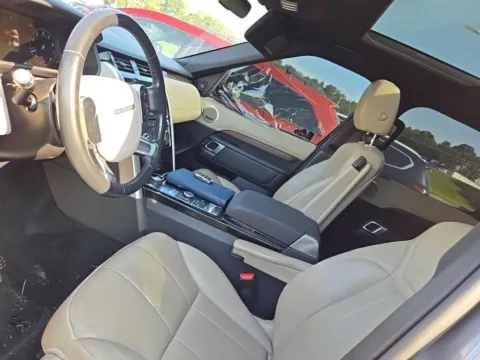 Another view of 2020 Land Rover Discovery HSE for sale in Gurnee, IL at CarWise Gurnee
