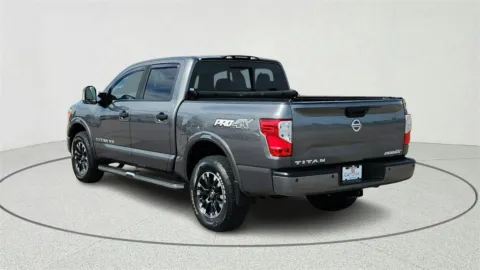 More photos of 2019 Nissan Titan PRO-4X at CarWise Gurnee, IL