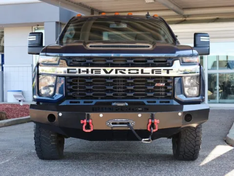 Photos of 2020 Chevrolet Silverado 2500HD LT for sale in Gurnee, IL at CarWise Gurnee