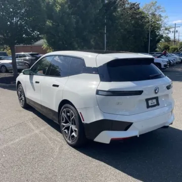 Photos of 2022 BMW iX xDrive50 for sale in Gurnee, IL at CarWise Gurnee