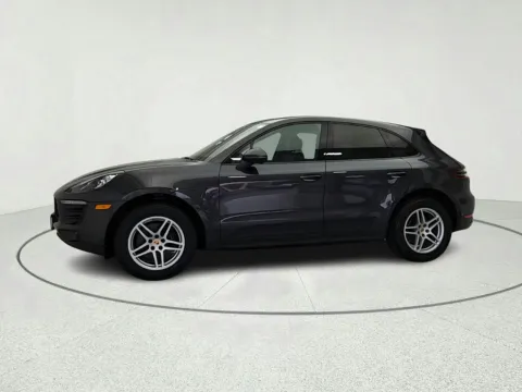 More photos of 2018 Porsche Macan at CarWise Gurnee, IL