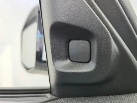 More photos of 2024 Acura MDX Advance at CarWise Gurnee, IL