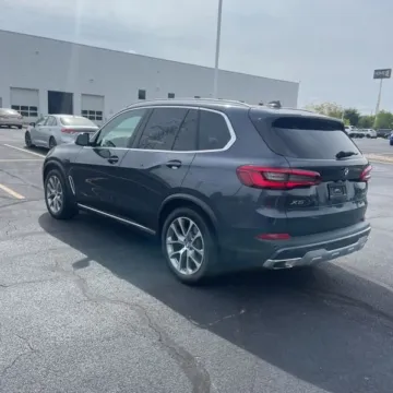 Photos of 2019 BMW X5 xDrive40i for sale in Gurnee, IL at CarWise Gurnee