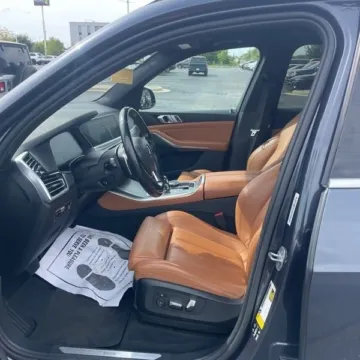 Another view of 2019 BMW X5 xDrive40i for sale in Gurnee, IL at CarWise Gurnee