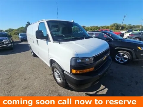 White 2019 Chevrolet Express 2500 Work Van for sale in Gurnee, IL