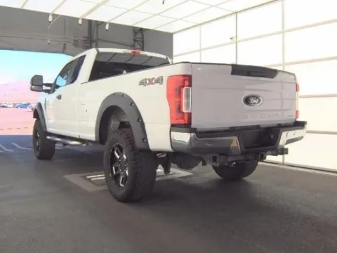 Photos of 2017 Ford F-250SD XL for sale in Gurnee, IL at CarWise Gurnee