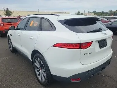 Photos of 2018 Jaguar F-PACE 25t Prestige for sale in Gurnee, IL at CarWise Gurnee