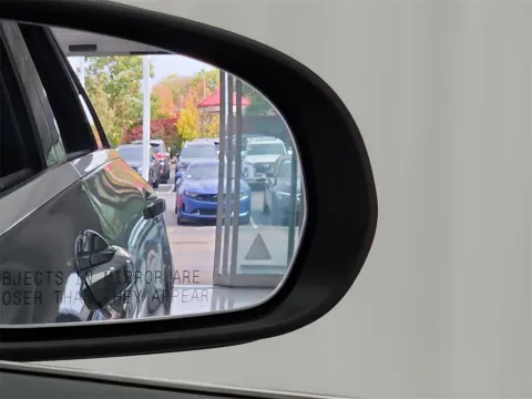 More photos of 2017 Mercedes-Benz C-Class C 300 at CarWise Gurnee, IL