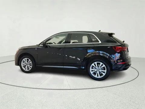 More photos of 2023 Audi Q3 Premium Plus at CarWise Gurnee, IL
