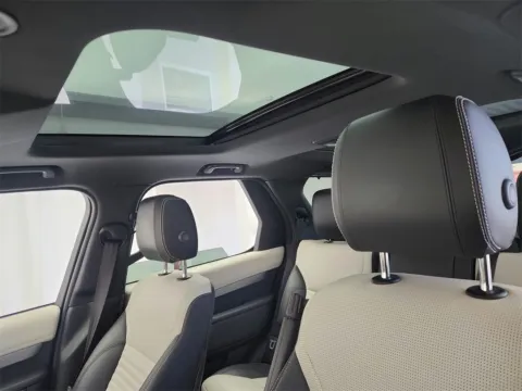 Another view of 2021 Land Rover Discovery S R-Dynamic for sale in Gurnee, IL at CarWise Gurnee