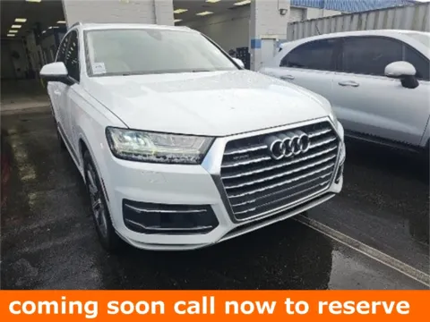 White 2019 Audi Q7 55 Premium Plus for sale in Gurnee, IL