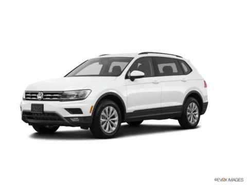 White 2018 Volkswagen Tiguan 2.0T SE for sale in Gurnee, IL