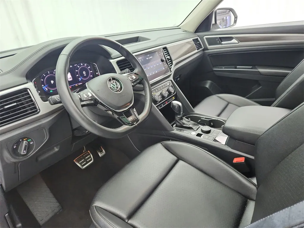 2019 Volkswagen Atlas 3.6L V6 SEL R-Line