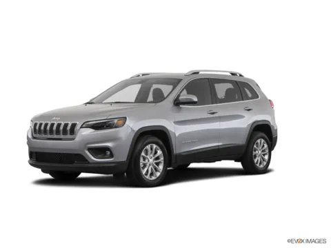 Silver 2019 Jeep Cherokee Altitude for sale in Gurnee, IL