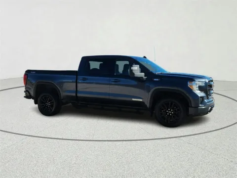 More photos of 2021 GMC Sierra 1500 Elevation at CarWise Gurnee, IL